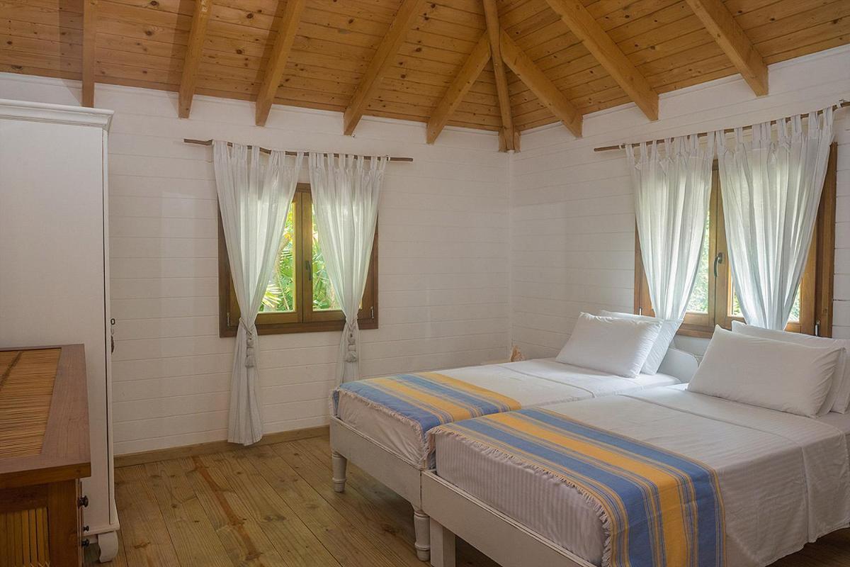La Pointe Beach Huts Baie Sainte Anne Exterior foto
